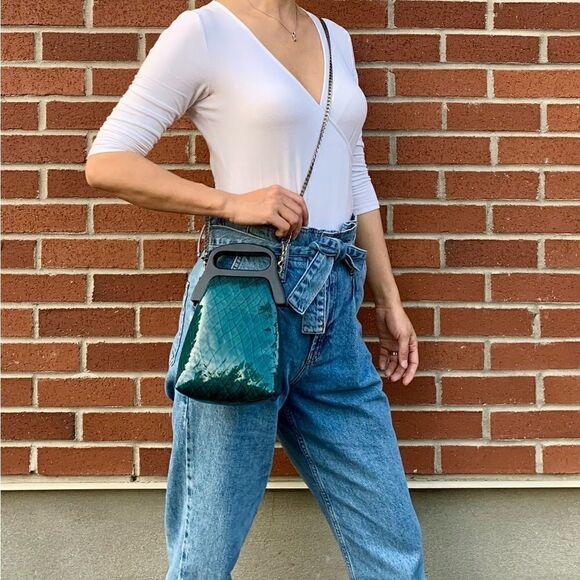 Handmade Genuine Patent Leather Check Print Wooden Frame Pouch/Crossbody - Picture 4 of 16